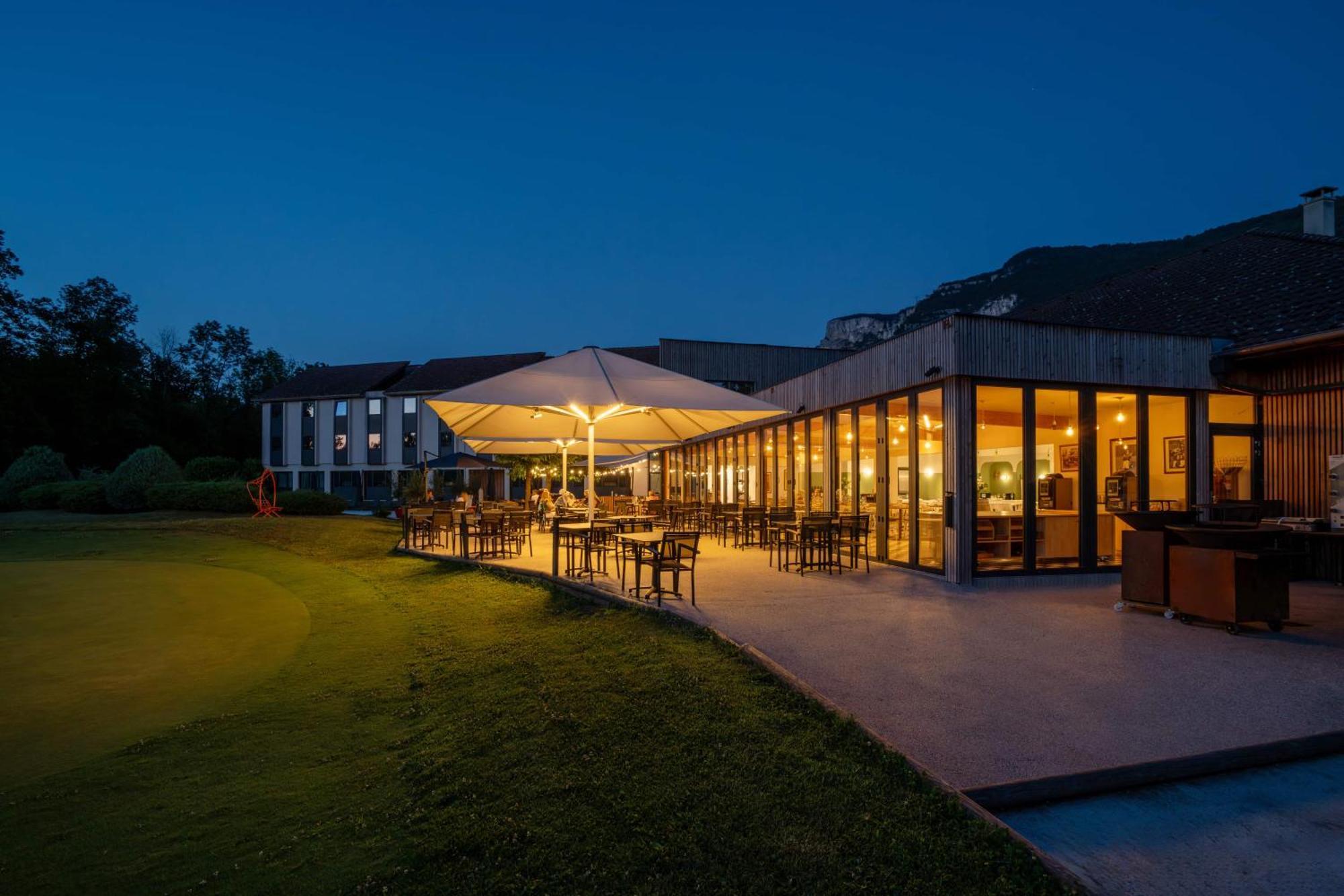 Domaine De Charmeil Saint-Quentin-sur-Isere Exterior photo