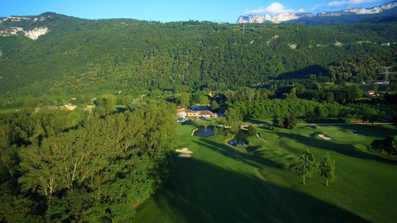 Domaine De Charmeil Saint-Quentin-sur-Isere Exterior photo